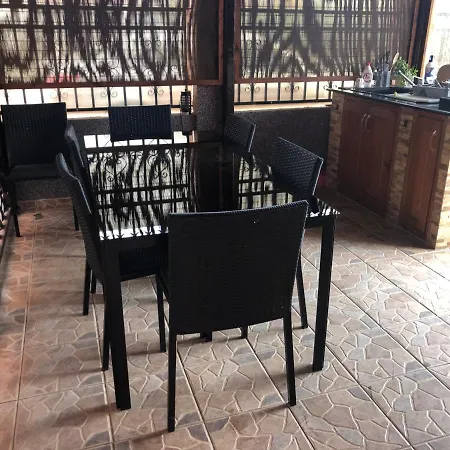 Sea Breeze Mamaia Nord Pensiune Năvodari
