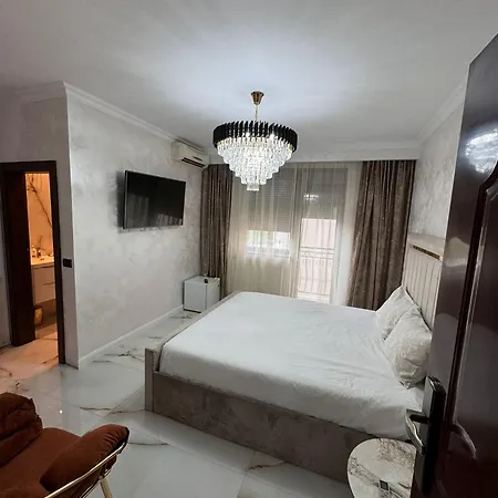 Sea Breeze Mamaia Nord Guest house